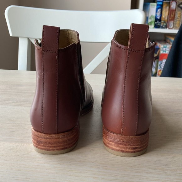 Nisolo Everyday Chelsea Boot (6) - Picture 5 of 5